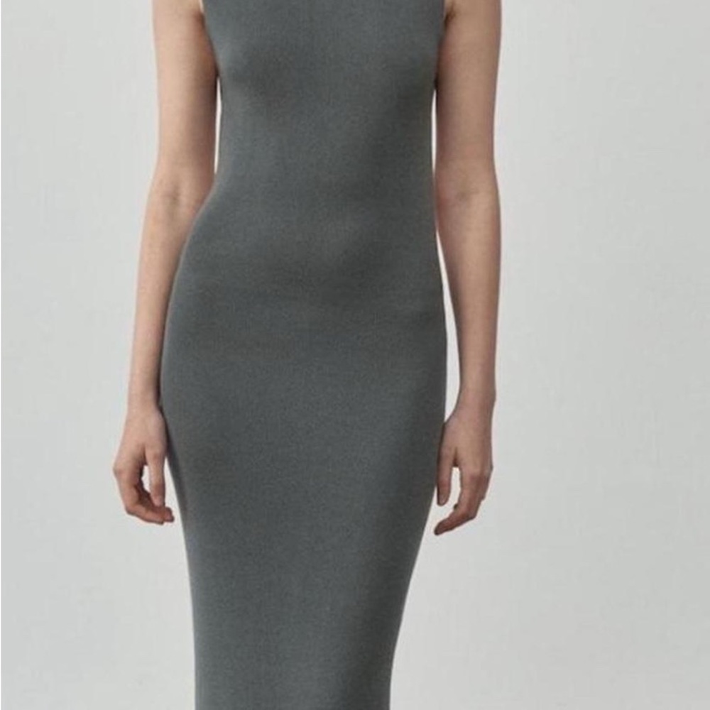 St. Agni Backless Midi Dress - Picture 4 of 5